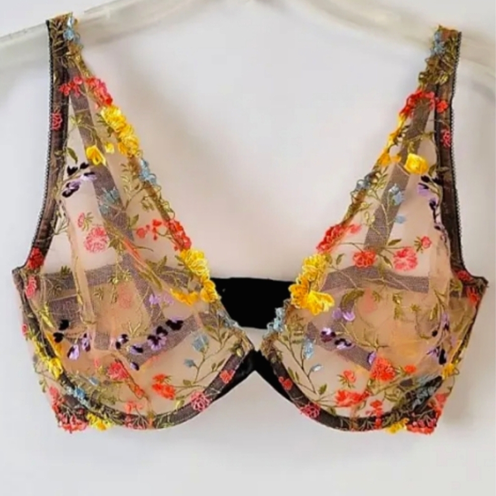 Victoria's Secret Dream Angels Floral Unlined Bra